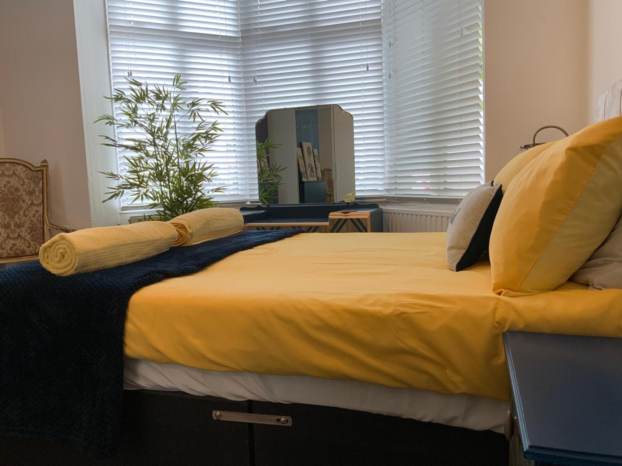 Right By Leigh Broadway Private Garden Large Ground Fl Apt Сътън он Сий Екстериор снимка