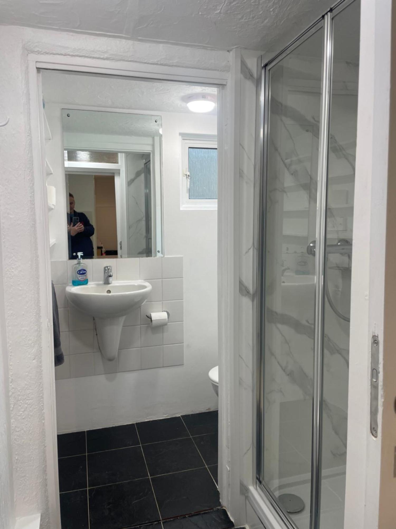 Right By Leigh Broadway Private Garden Large Ground Fl Apt Сътън он Сий Екстериор снимка